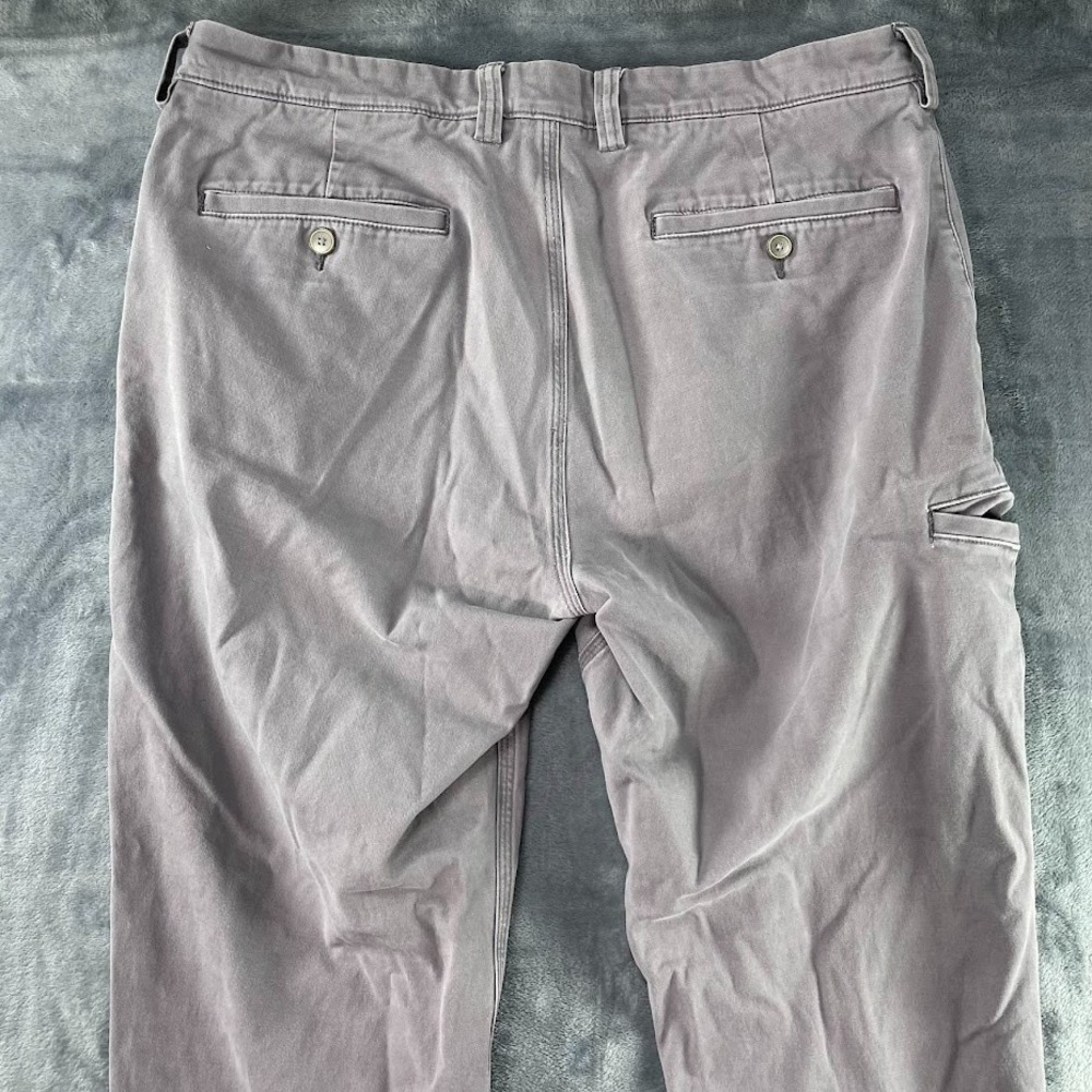 Duluth Trading Co Pants Mens 34x30 Gray Flex Ballroom Khakis Relaxed Fit Casual - Picture 5 of 9